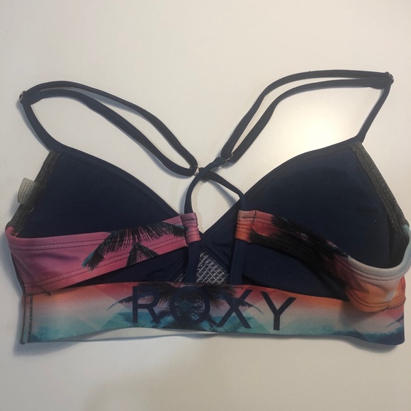 Roxy bikini (Sunset Crisscross Top) - Picture 2 of 2